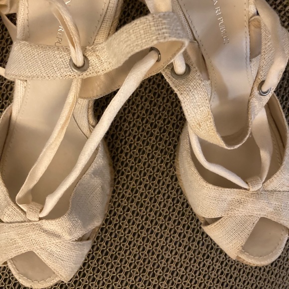 Banana Republic size 7 Lace Up Espadrilles - Picture 3 of 6